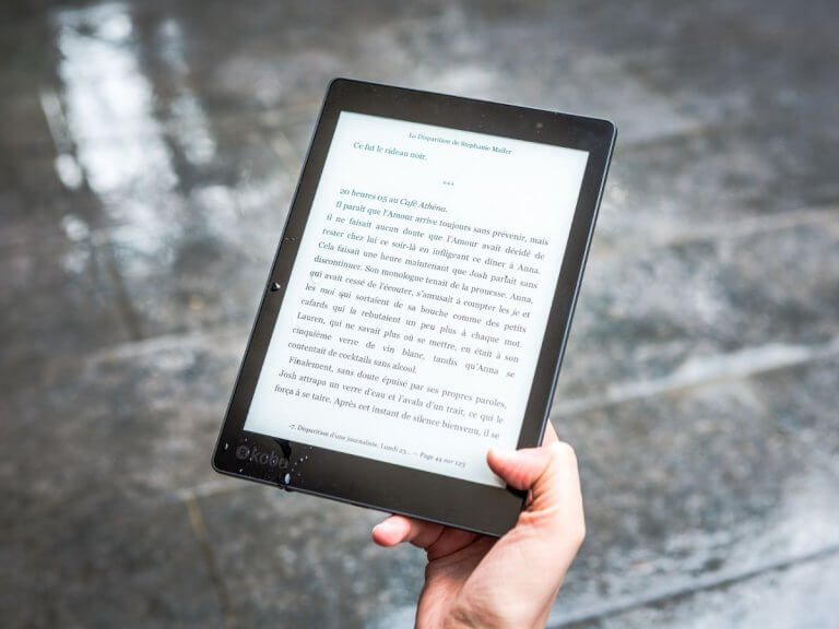 11 Best Apps For Reading Accessible Books For The Blind Or Visually 